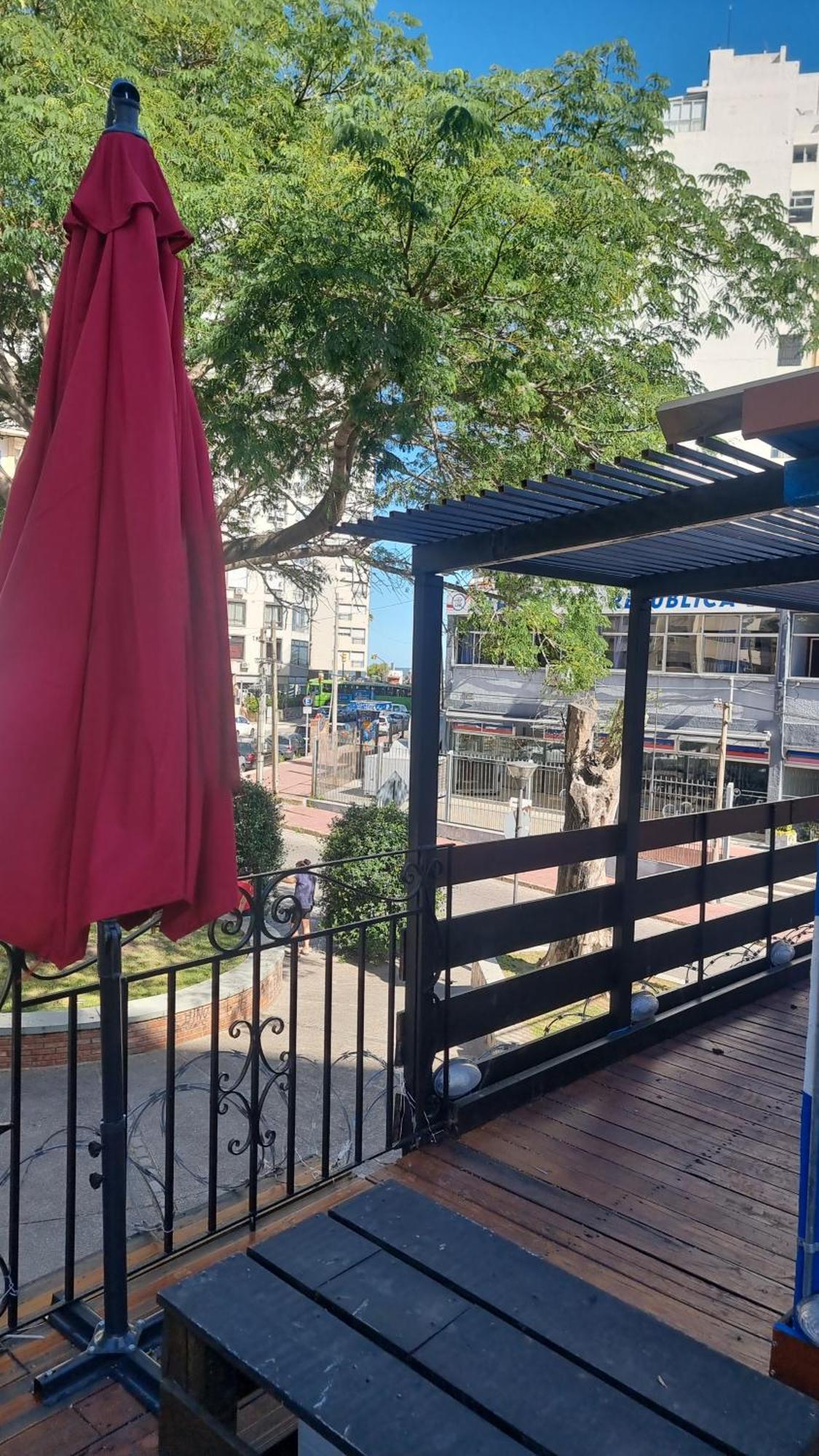 Вілла Loft Casa Dos Pisos Con Garage Pocitos Playa 4 Personas Монтевідео Екстер'єр фото